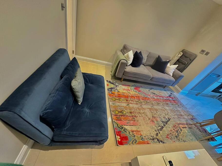 Lovely 2 Bedroom Ground Floor Flat With Garden. Londra Exterior foto